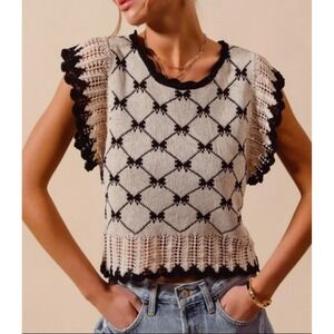 SO ME Cream Black Bow Ribbon Pattern Sweater‎ Top with Back Key Hole Crochet L